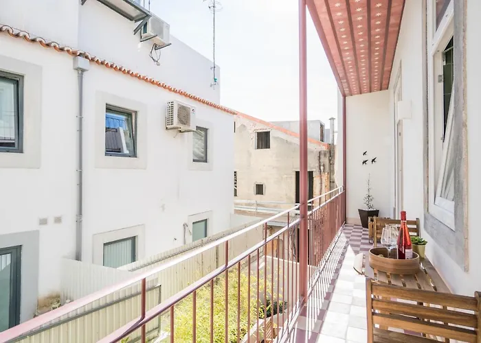 Stylish Apartment Near Av. Liberdade
