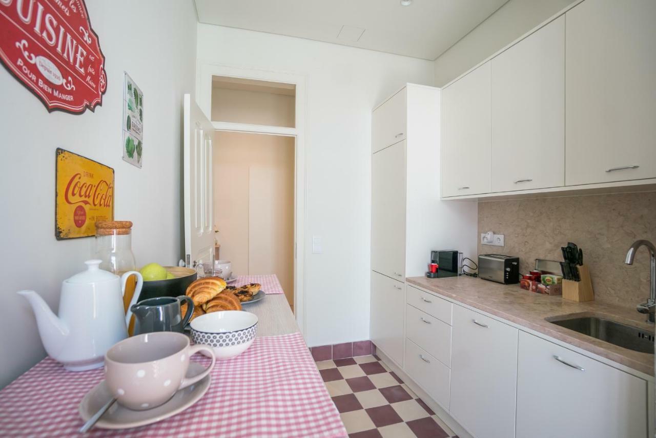 Stylish Near Av. Liberdade Apartment
