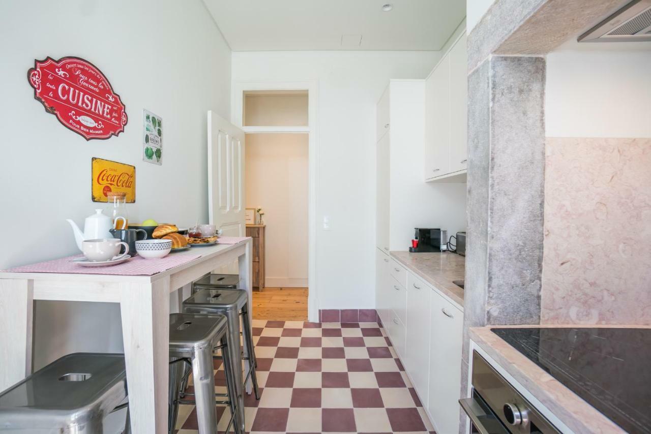 Apartment Stylish Near Av. Liberdade